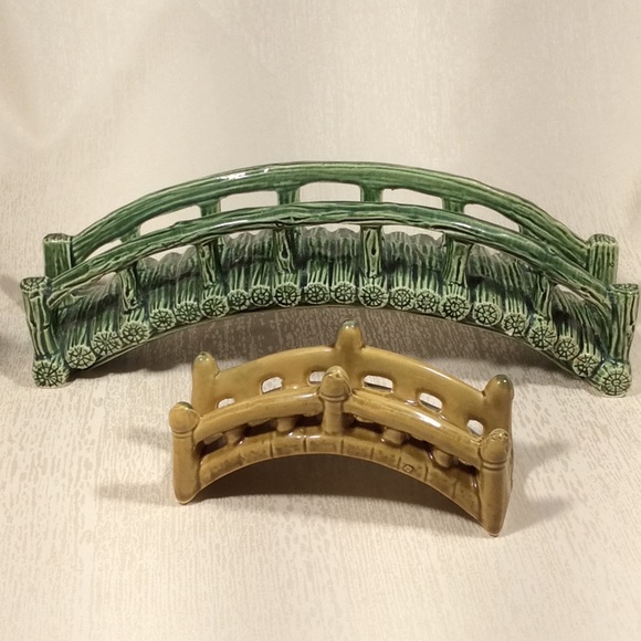 Two Fish tank Bridge Decorations - Picture 2 of 14